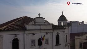 VIDEO Monumente în pericol să cadă în mare! Faleza din Constanța se surpă văzând cu ochii